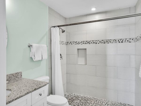 Duplex Sleeps 14 with Private Pool and Dock
