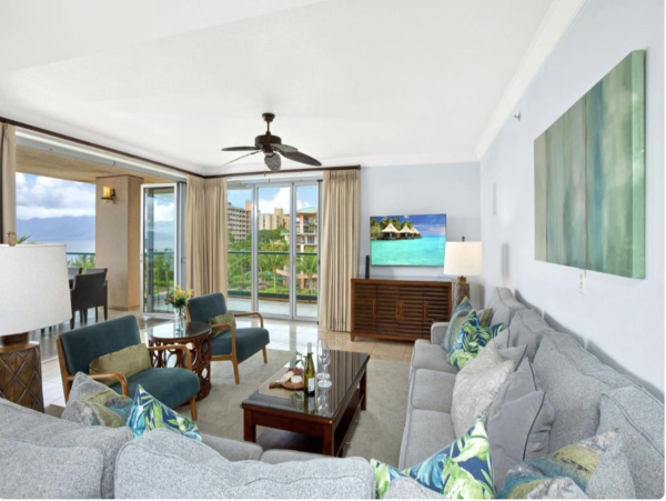 Fifth Floor Luxury Vacation Rental with Full Ocean Views