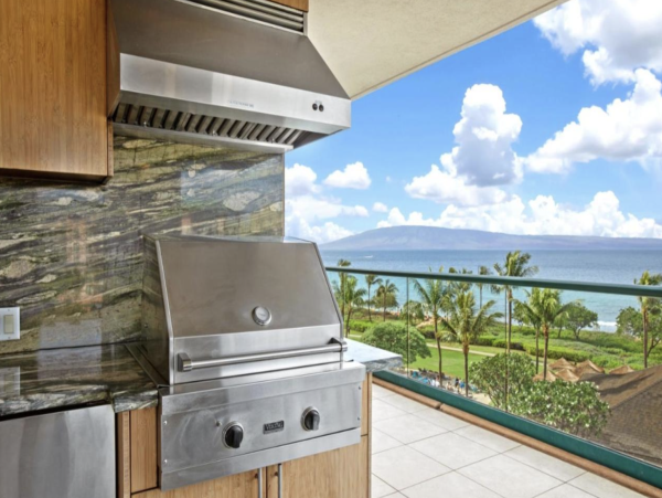 Fifth Floor Luxury Vacation Rental with Full Ocean Views