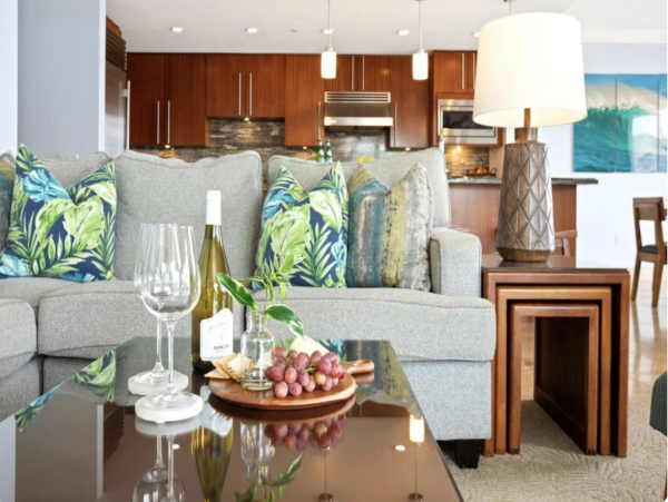 Fifth Floor Luxury Vacation Rental with Full Ocean Views