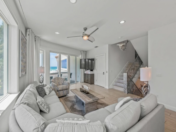 Anna Maria Island Beachfront Vacation Rental - Nine Bedroom Luxury Gulf Coast Home