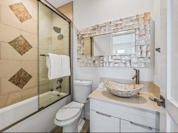 Anna Maria Island Beachfront Vacation Rental - Nine Bedroom Luxury Gulf Coast Home