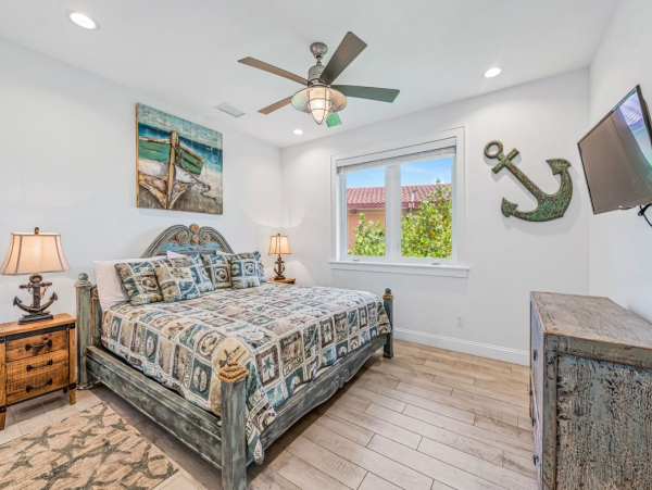 Anna Maria Island Beachfront Vacation Rental - Nine Bedroom Luxury Gulf Coast Home