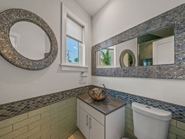 Anna Maria Island Beachfront Vacation Rental - Nine Bedroom Luxury Gulf Coast Home