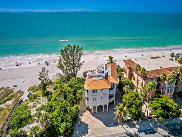 Anna Maria Island Beachfront Vacation Rental - Nine Bedroom Luxury Gulf Coast Home
