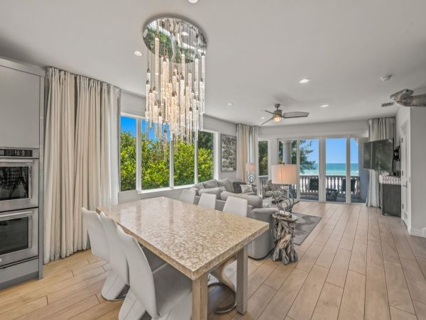 Anna Maria Island Beachfront Vacation Rental - Nine Bedroom Luxury Gulf Coast Home