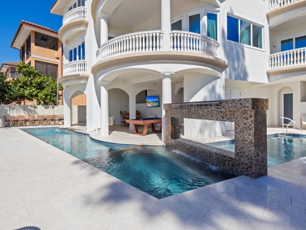 Anna Maria Island Beachfront Vacation Rental - Nine Bedroom Luxury Gulf Coast Home