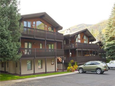 Upscale Two Bedroom Two Bathroom Vacation Rental Sleeps Six
