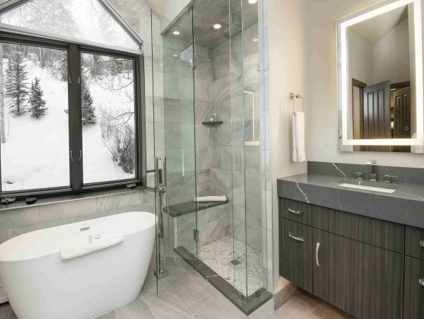 Luxury Five Bedroom Beaver Creek Vacation Condo Ski in Ski Out