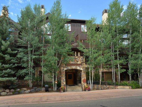Arrowhead  Village Beaver Creek 2 bedroom Condo Rental