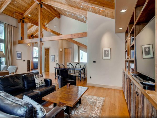 Ski In Ski Out Luxury Rental in Arrowhead