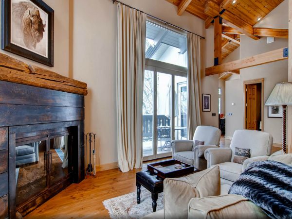 Ski In Ski Out Luxury Rental in Arrowhead