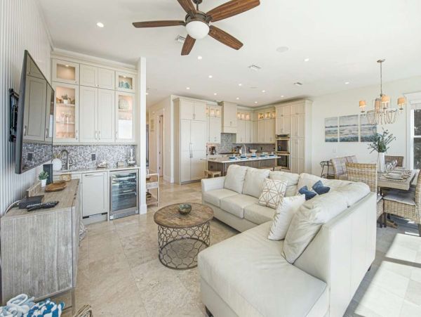 Anna Maria Island Beachfront 7 Bedroom Luxury Vacation Pool Home