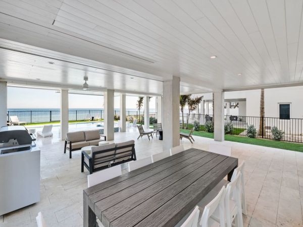 Anna Maria Luxury 7 Bedroom Rental Private Beach