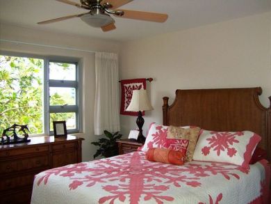 Bedroom with Queen Bed