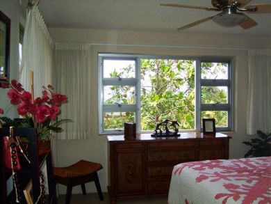 Queen Bedroom