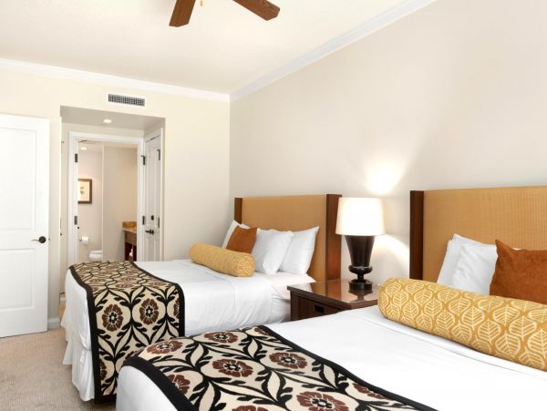 Luxury Two Bedroom Two Bath Sleeps EIGHT Guests Ocean View
