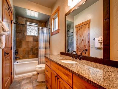 Bathroom with Tub
