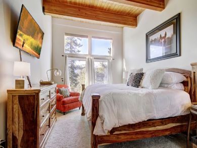 King Bed