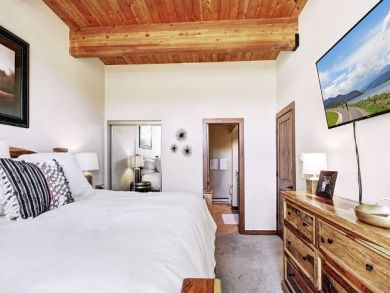 Bedroom with King Bed