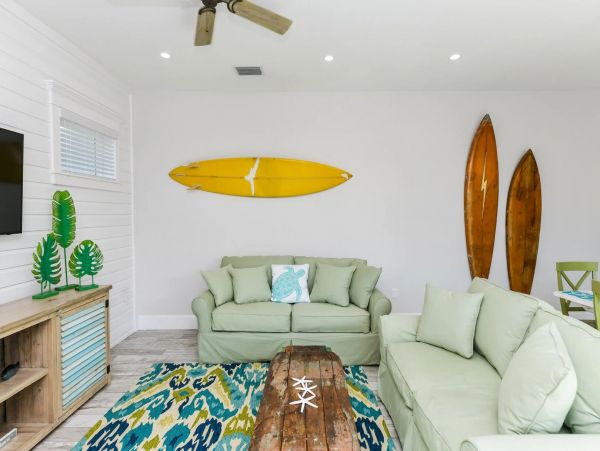 Brand New Vacation Home - Two Bedrooms Sleeps 6 Guests