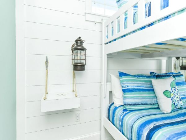 Brand New Vacation Home - Two Bedrooms Sleeps 6 Guests
