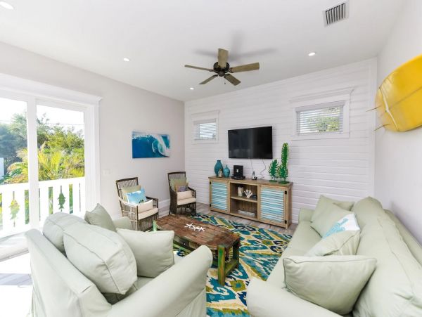 Brand New Vacation Home - Two Bedrooms Sleeps 6 Guests