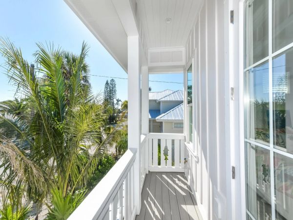 Brand New Vacation Home - Two Bedrooms Sleeps 6 Guests