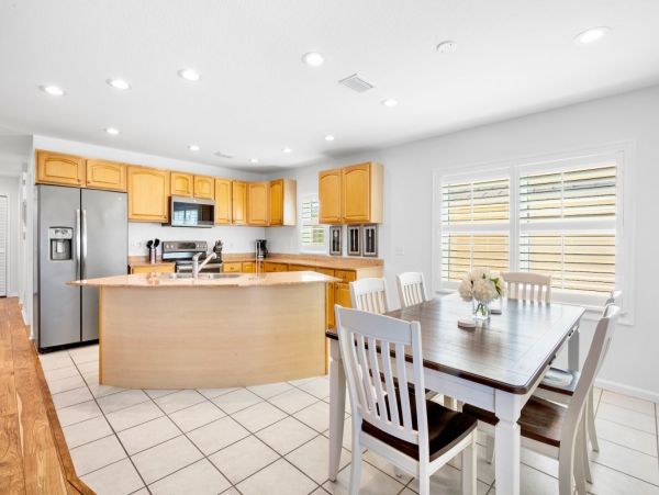 Anna Maria Island 5 Bedroom Home  Approx 30 Seconds to Beach