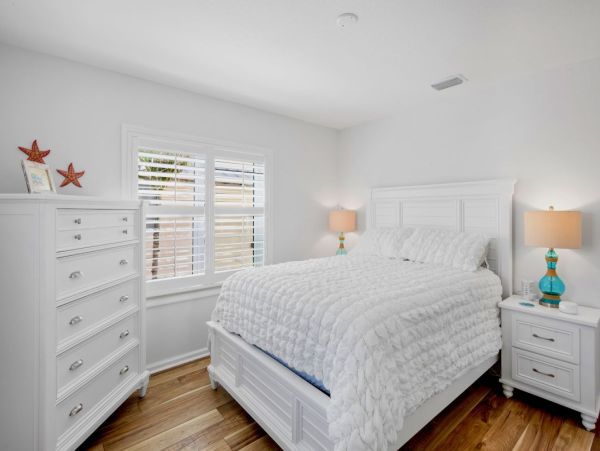 Anna Maria Island 5 Bedroom Home  Approx 30 Seconds to Beach
