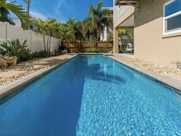 Anna Maria Island 5 Bedroom Home  Approx 30 Seconds to Beach