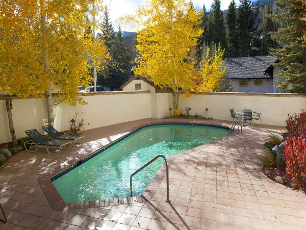 Walk to Lift and Vail Village