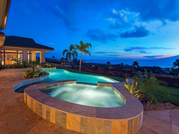 Luxury Five Bedroom Rental with Private Pool Sleeps 10