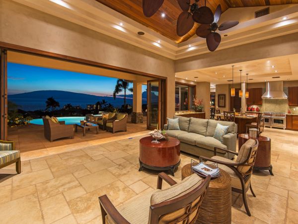 Luxury Five Bedroom Rental with Private Pool Sleeps 10
