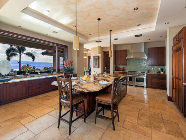 Luxury Five Bedroom Rental with Private Pool Sleeps 10