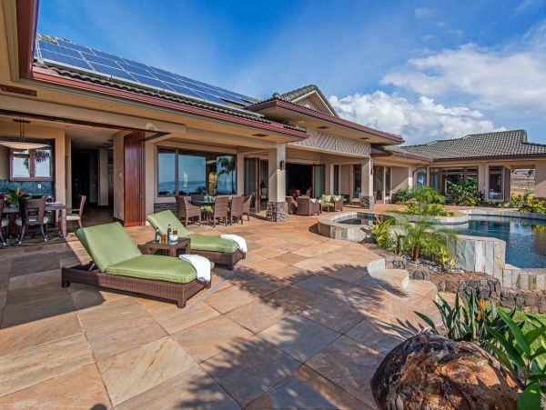 Luxury Five Bedroom Rental with Private Pool Sleeps 10