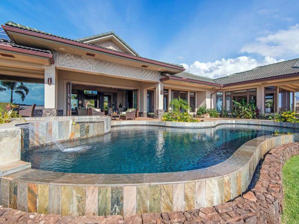 Luxury Five Bedroom Rental with Private Pool Sleeps 10