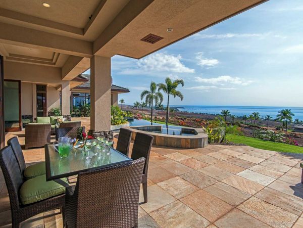Luxury Five Bedroom Rental with Private Pool Sleeps 10