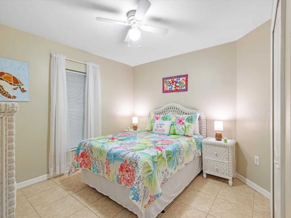 Family Vacation Three Bedroom Home Private Pool & Spa
