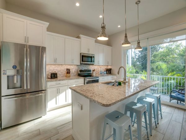 Beautiful Anna Maria Four Bedroom Across from Beach - additional view, photo 3