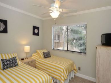 Twin Bedroom