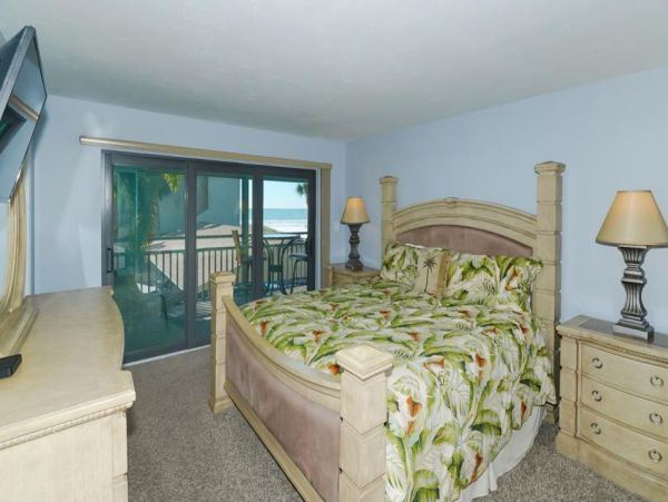 Three Bedroom Two Bathroom Second Floor Condo with Gulf View