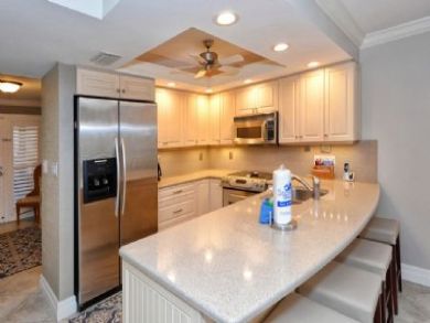 Breakfast Counter with Seating