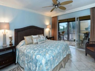 Bedroom with King Bed