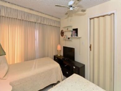 Twin Bedded Room