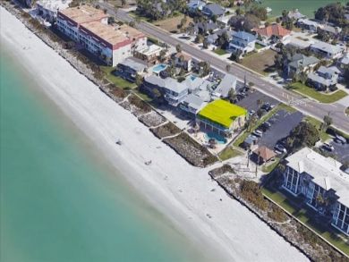 One Bedroom Gulf Front Vacation Condo Overlooking the Beach