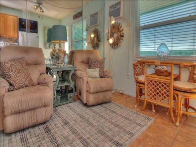 One Bedroom Gulf Front Vacation Condo Overlooking the Beach