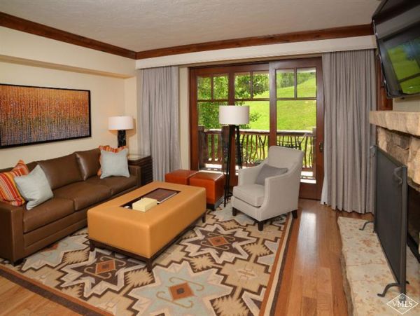 3 Bedroom Mountain Vacation Penthouse, Ski in Ski Out