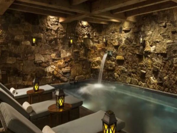 3 Bedroom Mountain Vacation Penthouse, Ski in Ski Out