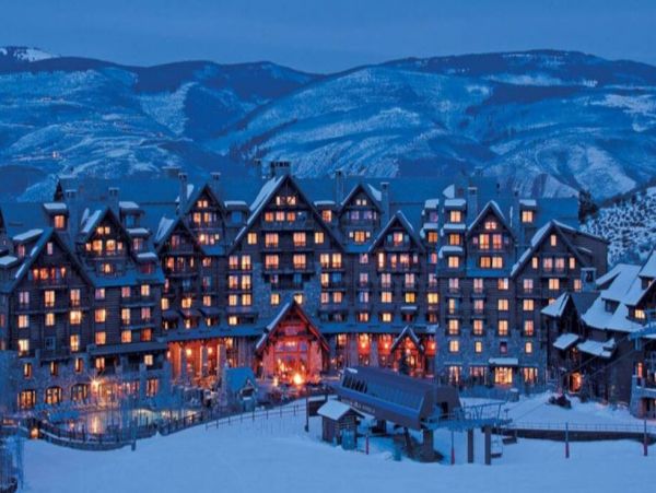 3 Bedroom Mountain Vacation Penthouse, Ski in Ski Out